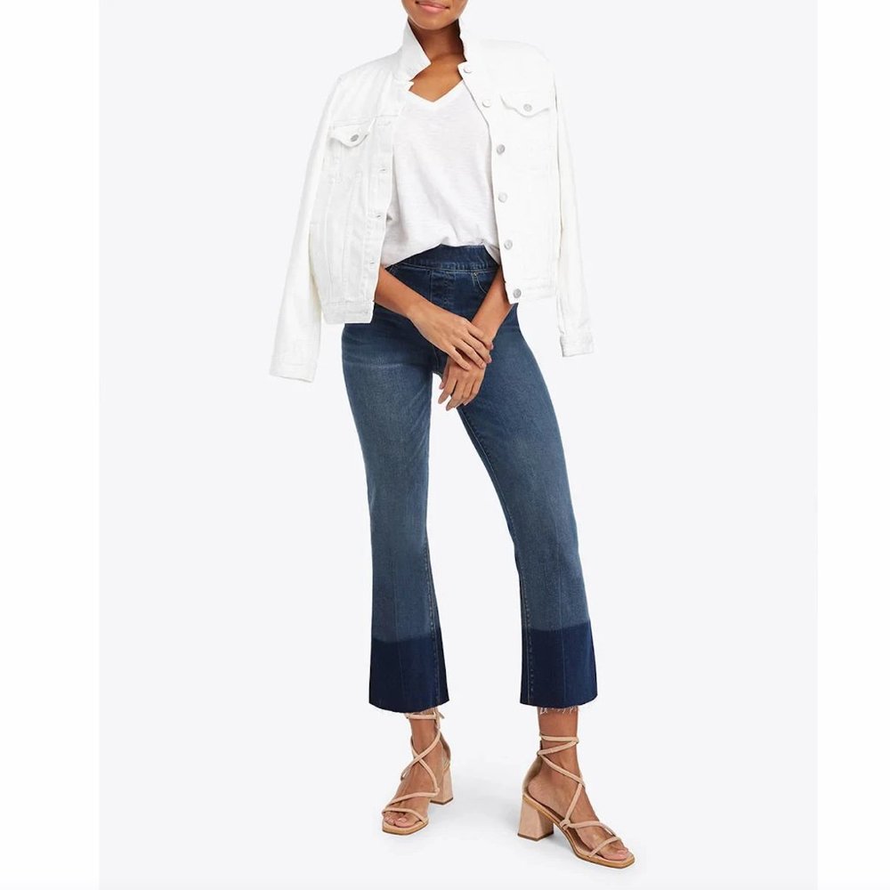 SPANX Cropped Flare Denim Size XS Medium Wash High Rise Pull On NWOT